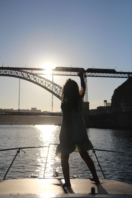 Porto - Douro Cruise with Port wine and snacks - Cais de Gaia and the port wine connection