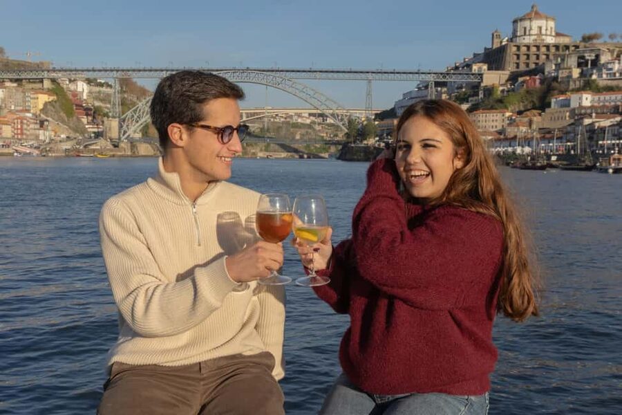 Porto: Douro private cruiser (only for you)6 bridges/sunset - Porto, Gaia, and the port wine view
