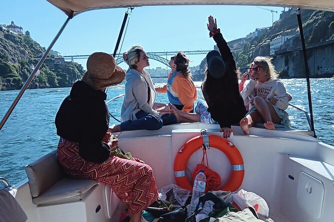 Porto:Douro River boat tour under the 6 bridges - Porto’s six bridges from a small boat