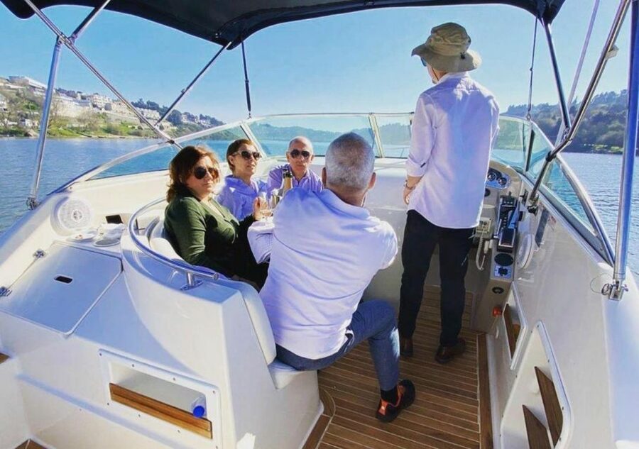 Porto: Douro River Boat Tour w/ Portuguese Wines & Tasting - Leaving Porto from Marina do Freixo