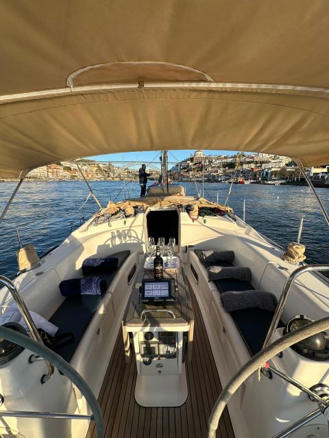 Porto: Douro river Boat tour with wine tasting (small group) - Booking details that affect your day