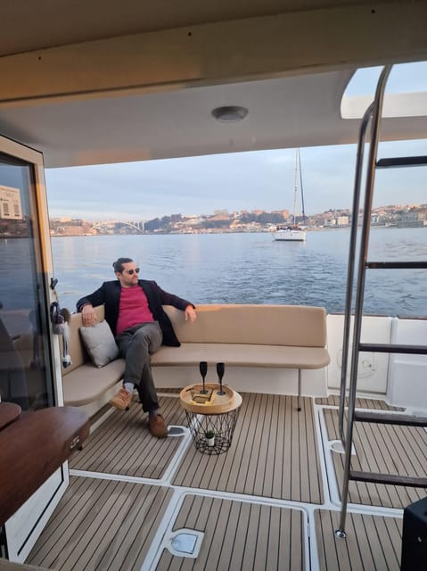Porto: Douro River Cruise / Welcome Drink/with sunset option - Key points to know before you book