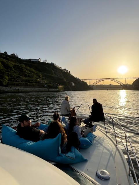 Porto: Douro River Cruise / Welcome Drink/with sunset option - Boarding at Pontoon C