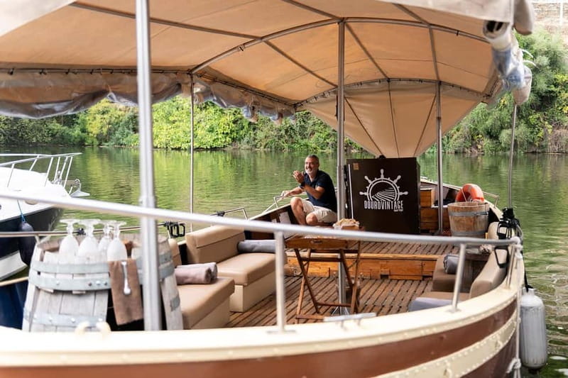 Porto: Douro Valley, 2 Wineries, Lunch & Private Boat Trip - A private boat on the Douro