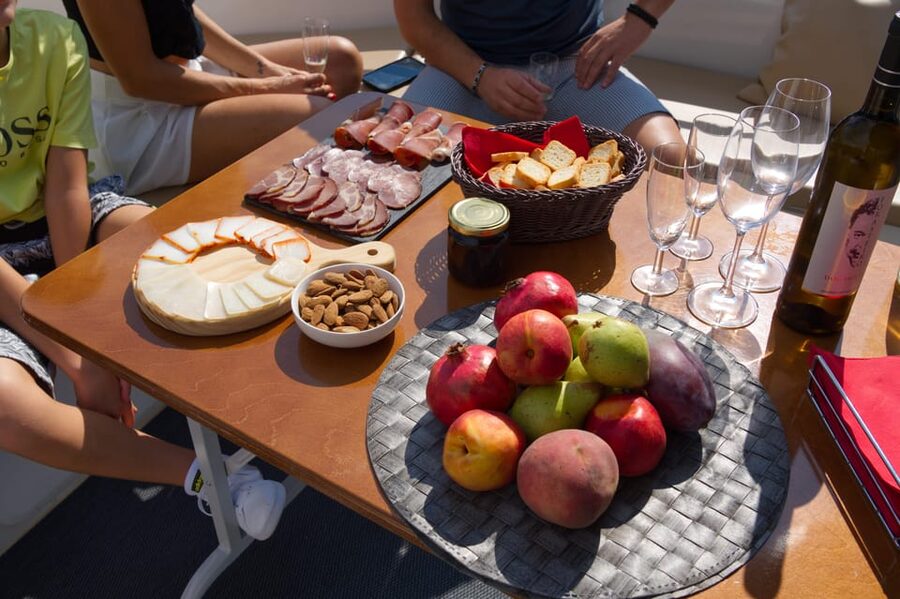 Porto: Douro Valley & Amarante Wine, Food & River Tour - Key points to know before booking