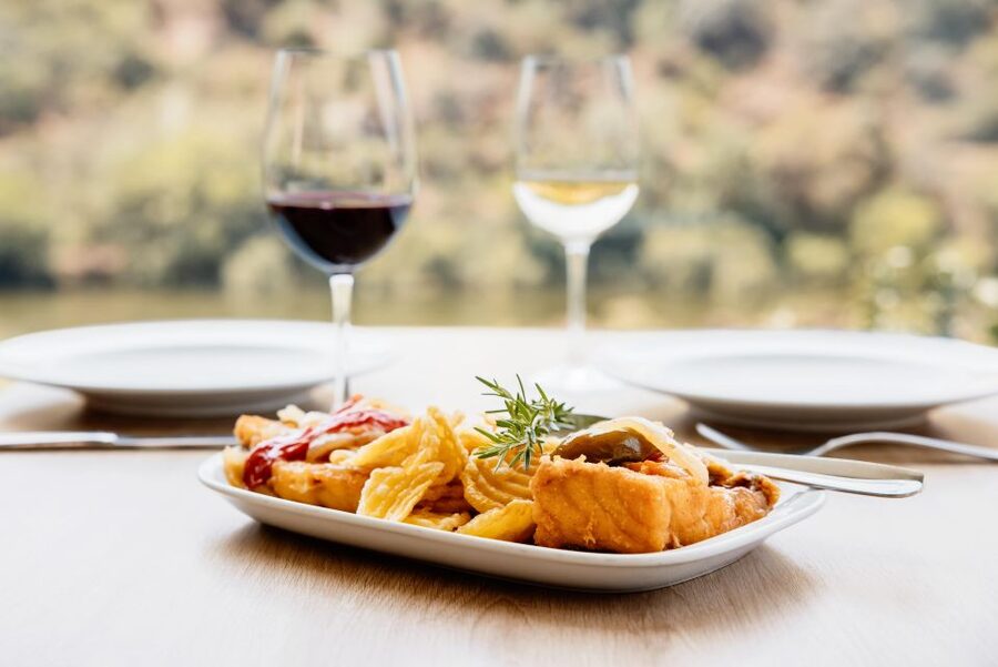 Porto: Douro Valley Full-Day Boat, Train, and Lunch Tour - What the $128 price really covers