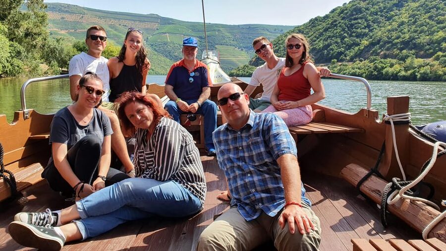 Porto: Douro Valley Tour W/ Wine Taste, Boat Cruise & Lunch - Why this Douro day works well from Porto