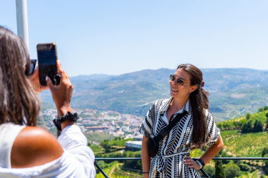 Porto: Douro Valley Tour with Lunch, Boat Cruise & Tastings - Leaving Porto from Lapa Church