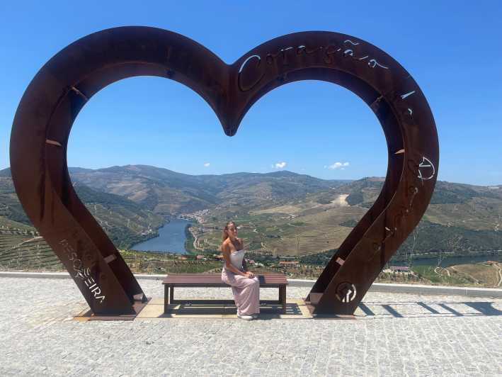 Porto: Douro Valley Wine Tour with a Sommelier & Boat Trip - From Porto to the Vinho Verde vineyards