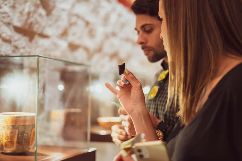 Porto: Entry Ticket at WOW The Chocolate Experience by 20|20 - How it compares with a simple chocolate tasting