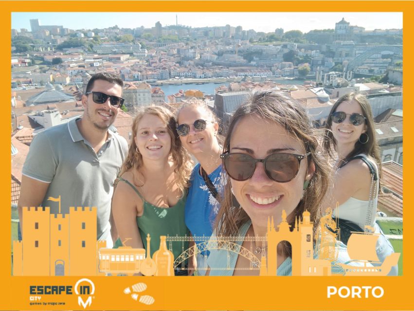 PORTO: Escape IN City - Closed at 7 Keys - Riddles, attempts, and hints shape the pace