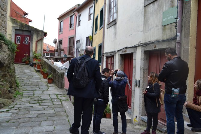 Porto Essential Walking Tour - Praça da Liberdade and São Bento Railway Station