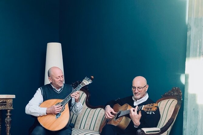 Porto : Fado and Porto Wine Show at the Trinity Noble Hall - Is $17.20 a fair price?