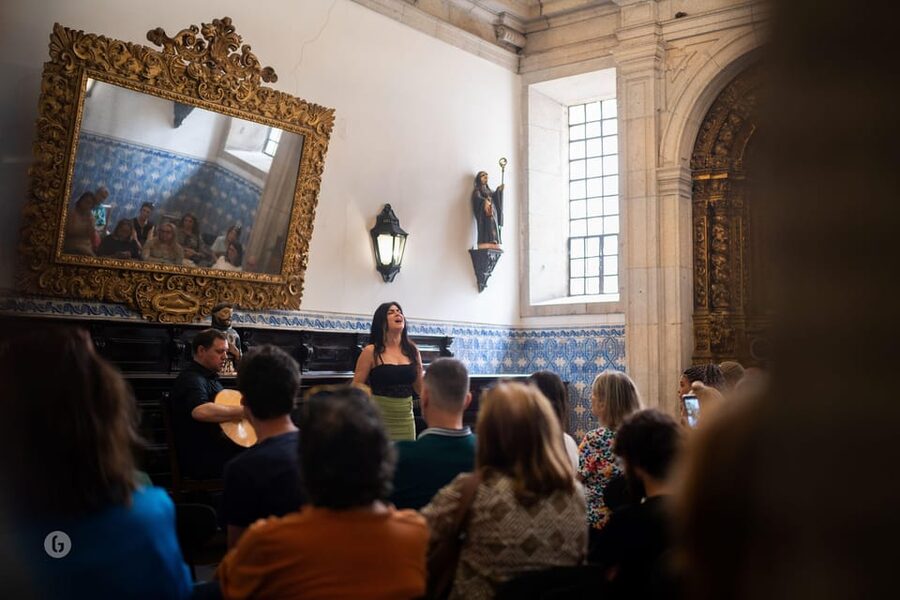 “Porto: Fado Show with Guided Tour in a Historic Monastery” - One hour of traditional Fado