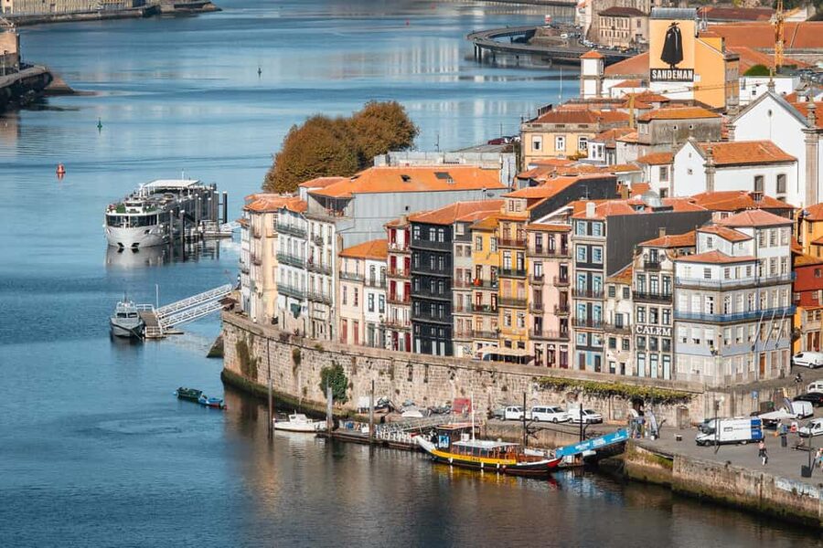 Porto: Flexible Walking Tour in Historic Center - Why this Porto walk works well for independent sightseers