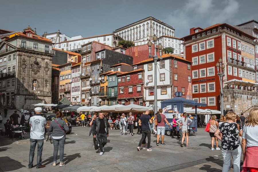 Porto: Flexible Walking Tour in Medieval Area - Pena Ventosa Square and Porto’s low-door houses