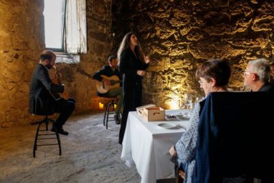 Porto: Fonseca Cellar Tour & Fado Show with Optional Dinner