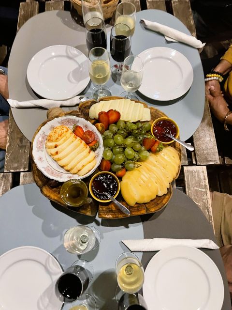 Porto: Food and Wine tasting tour in HIDDEN GEMS - Who will enjoy this food tour most?