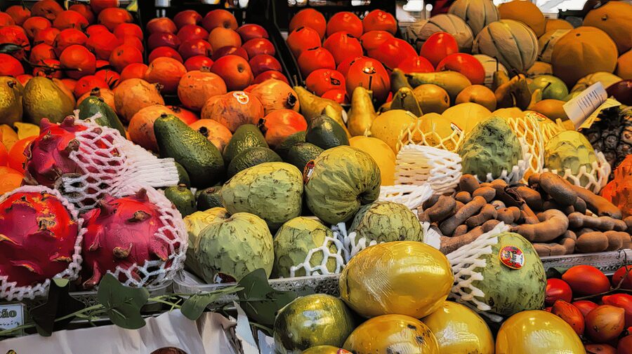 Porto Food Tour: 10 tastings at 5 Restaurants and Eateries - Cordoaria’s Garden, Clérigos, and Porto from above