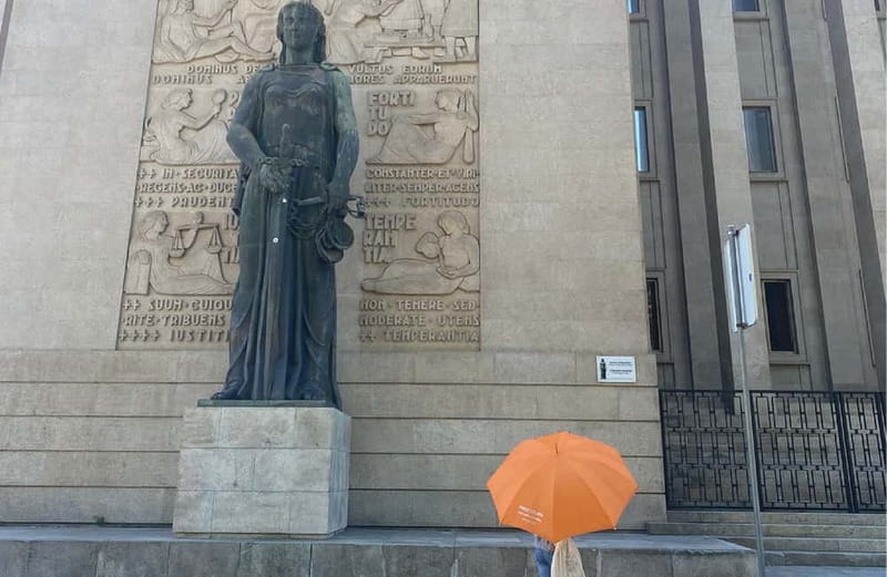 Porto: Food Tour with Tastings - Stop one: local snacks, wine, and first tastes