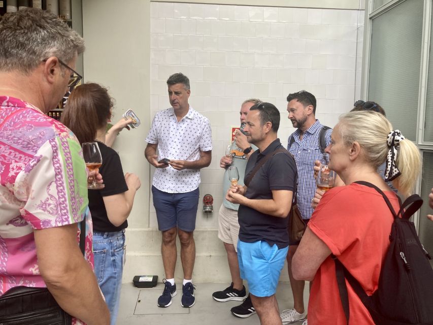 Porto food, wine and culture walking tour - max 8 pax - The Porto sandwich and a cold beer
