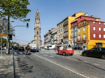 Porto: Guided Tour by Tuk-Tuk & Optional Douro River Cruise