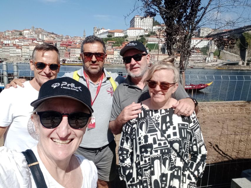 Porto: Guided Walking Tour - Vitória, Clérigos, and the city’s upper streets