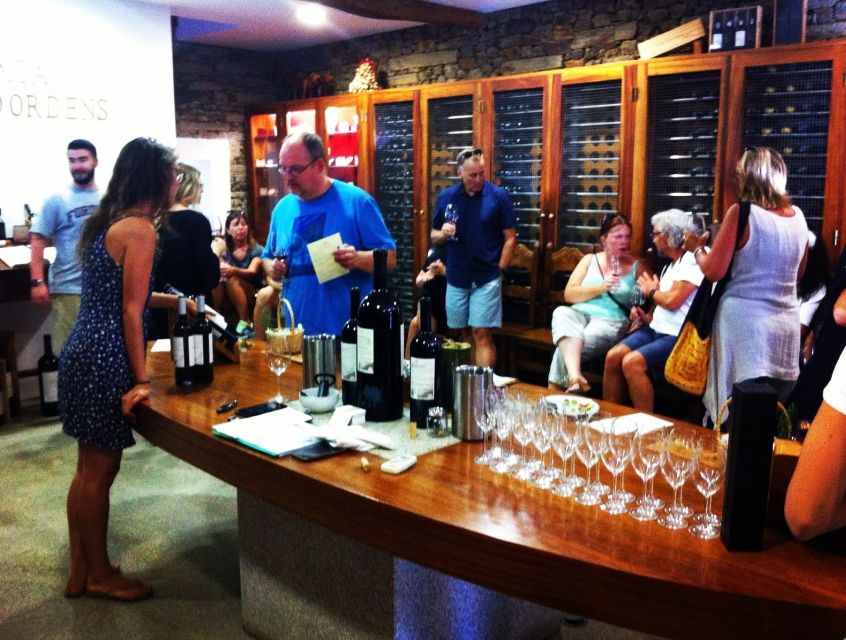 Porto: Half-Day Small Group City Tour with port wine tasting - São Bento Station and its blue tiles