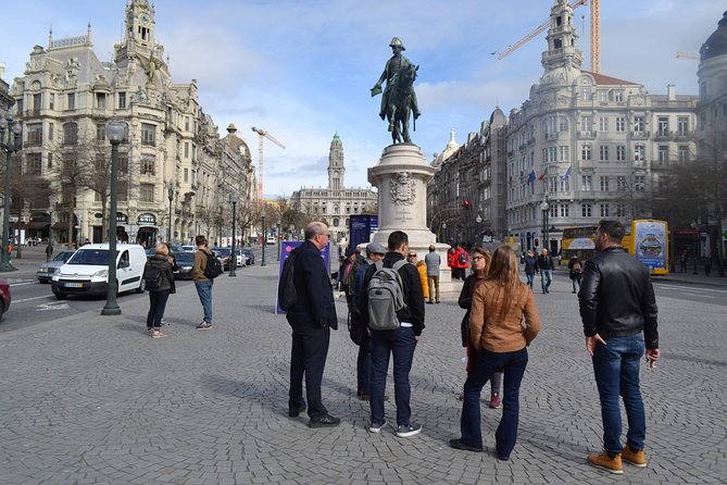 Porto Half Day Tour with River Cruise and Wine Tasting - Down through the old city to Ribeira