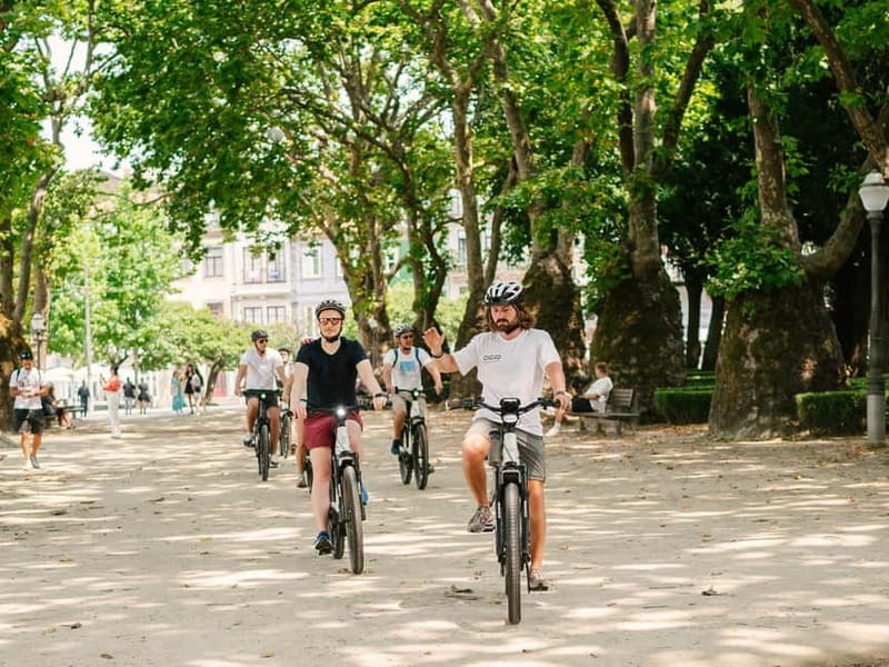 Porto: Highlights in 3 Hours E-Bike Tour - Gaia and Serra do Pilar: Porto from across the river