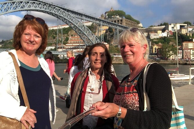 Porto Highlights Small-Group Walking Tour - The unnamed bookstore stop