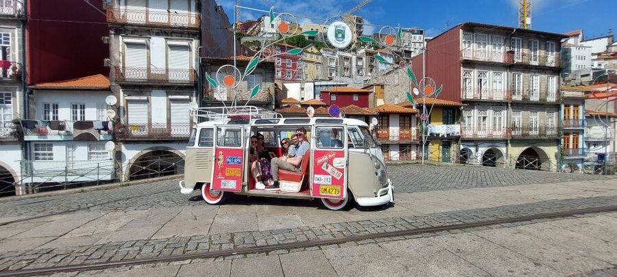 Porto: Historic Center and Surroundings Tour by VW Kombi - Bridges, forts, and Porto’s major landmarks