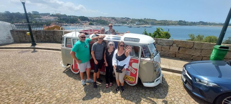 Porto: Historic Center and Surroundings Tour by VW Kombi - Comfort, group size, and the vintage vehicle