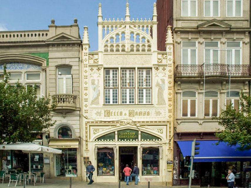Porto: Historic e-Bike Tour with a guide - Massarelos and the first river views