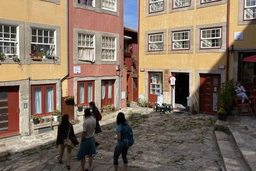 Porto: Historical Center Walking Tour - Clérigos Tower and the city from above