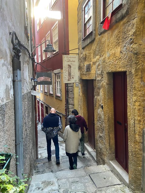 Porto: Historical Center Walking Tour - Sé and the medieval lanes