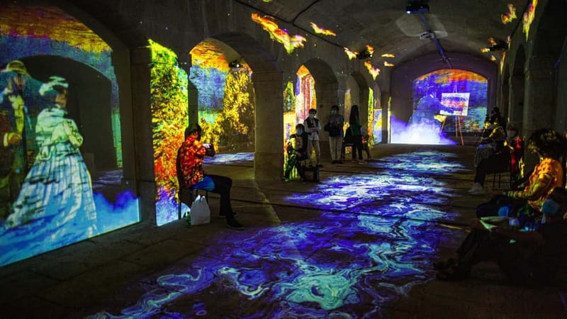 Porto: Impressive Monet & Brilliant Klimt - Klimt beneath gold and pattern