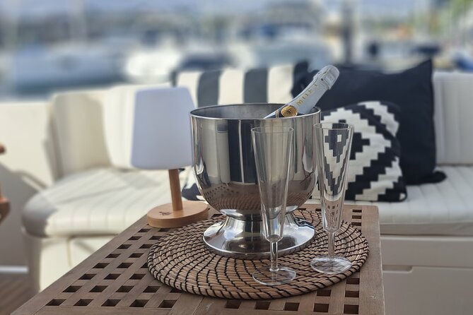 Porto: Luxury Yacht Cruise on the Douro River and Estuary Reserve - Is $59.13 a fair price?
