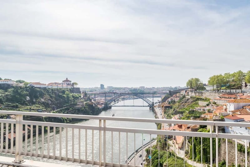 Porto: Magic Train Tour and Port Wine Cellar with Tastings - Real Companhia Velha and the Port wine visit