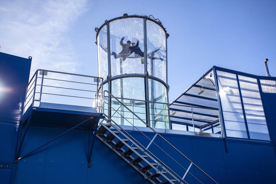 Porto/Maia: Indoor Skydiving Experience - Why the tunnel is safer than a real jump