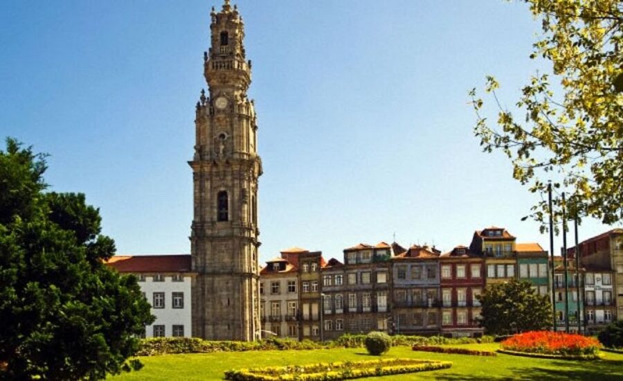 Porto: Old City and Monuments Tour - Why this Porto tour works as an introduction
