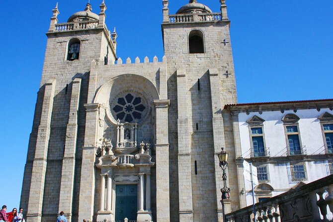 Porto Old Jewish Quarters Half-Day Walking Tour - Captain Barros Basto and the modern chapter