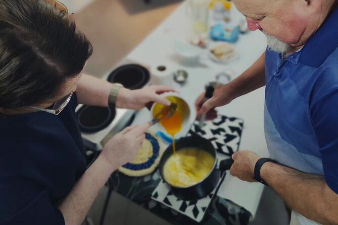 Porto: Pastel de Nata Cooking Class with Porto Wine (Sé do Porto) - Baking and tasting the finished pastel de nata