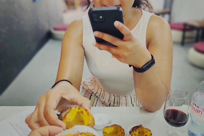 Porto: Pastel de Nata Cooking Class with Porto Wine (Sé do Porto) - Practical details that affect your plans