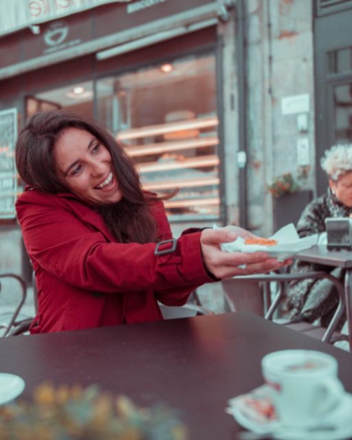 Porto: Pastry and Dessert Tasting Tour with a Local Guide - Eight pastries and a drink with every pairing