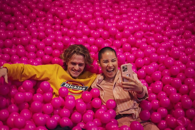 Porto: Pink Palace - Immersive Rosé Wine Museum with 5 Tastings - What the Pink Palace is really like