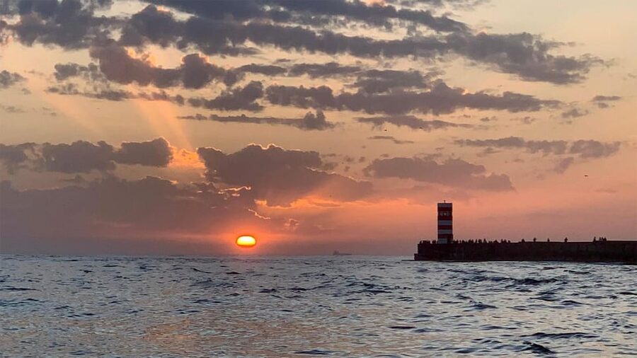 Porto: Port Wine Sunset Boat Tour - What the $70 price includes