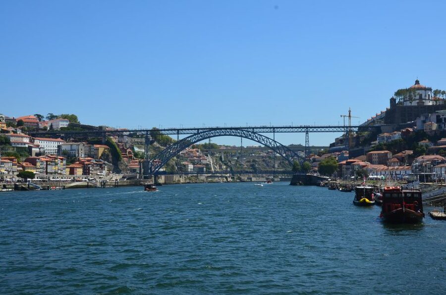Porto: Porto Bike Atlantic Route - What the guide and small group add