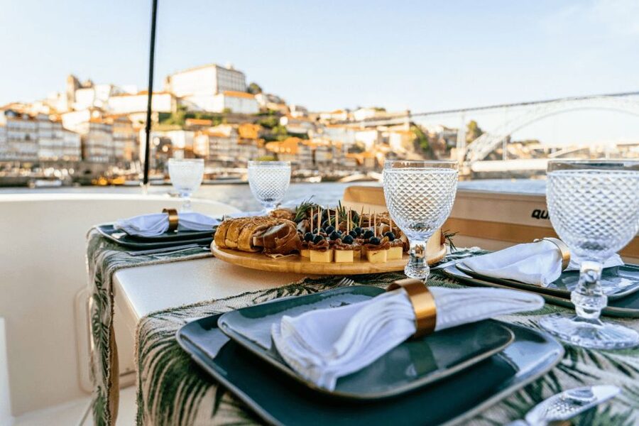 Porto: Private Boat Tour in Douro River - Cais de Gaia and Porto’s Port cellars