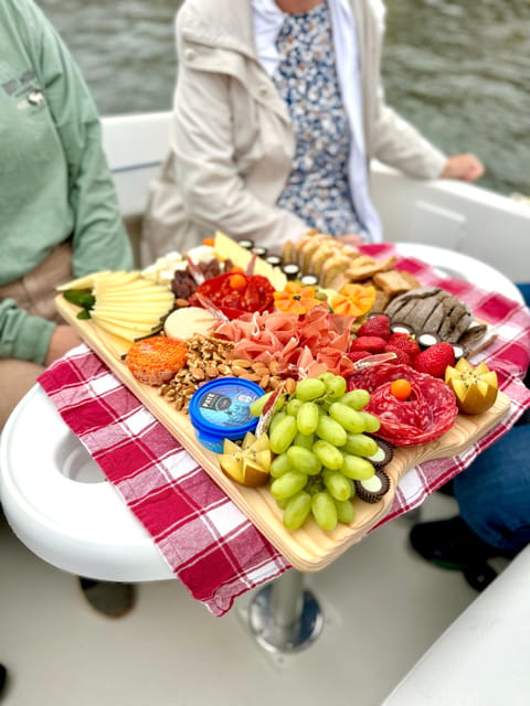 Porto: Private Douro River Bridges Cruise with Food & Wine - Meeting the boat at Douro Marina